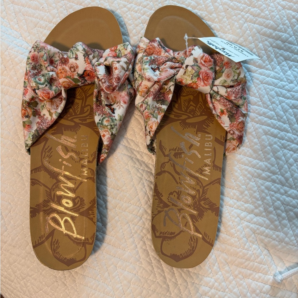 Blowfish Women's Floral Knot Sandals